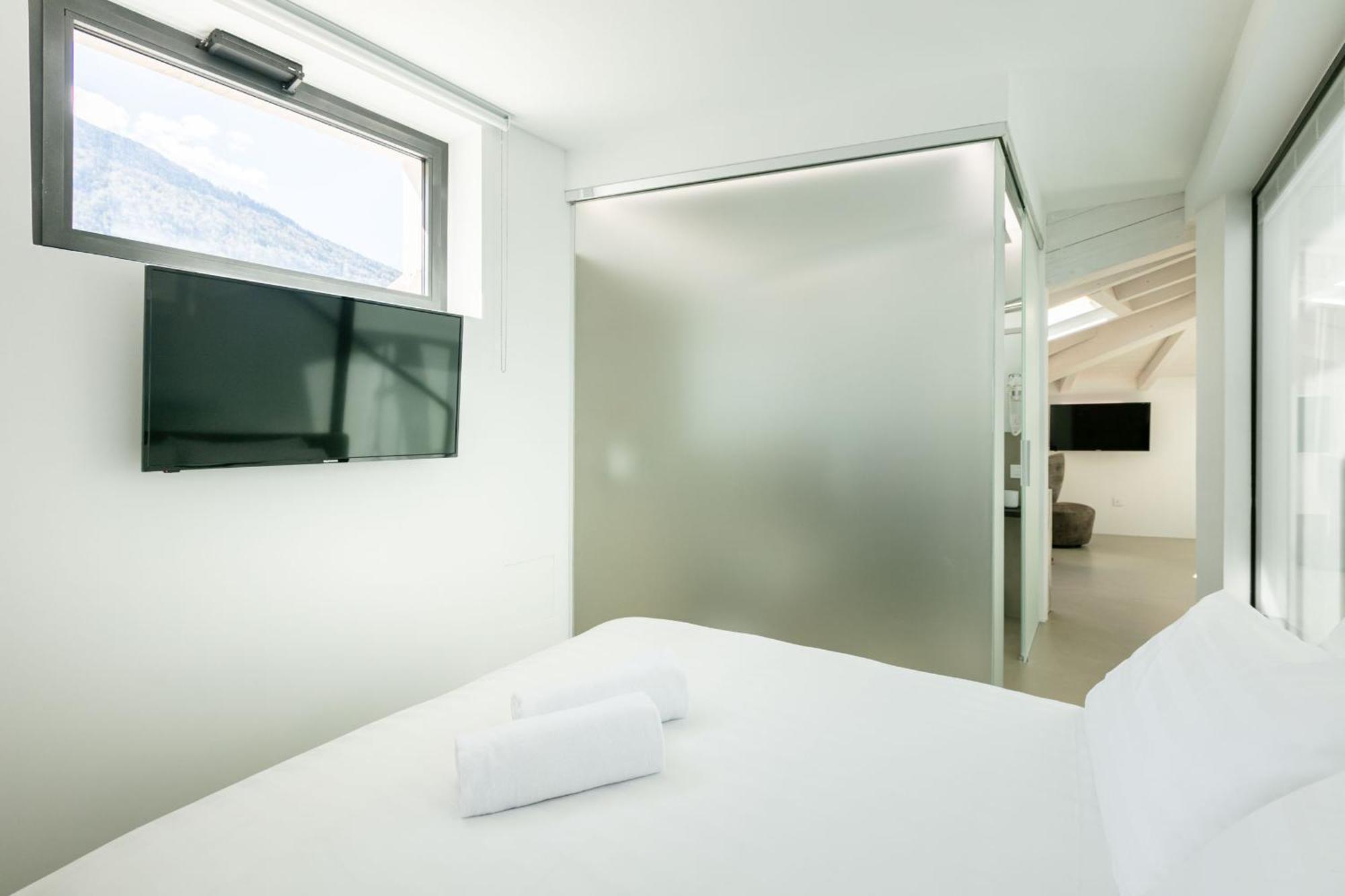 Domus Cavour Rooms&Suites Tirano Rum bild