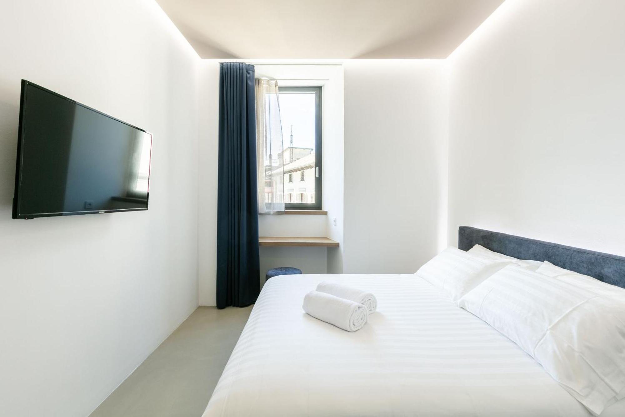 Domus Cavour Rooms&Suites Tirano Rum bild